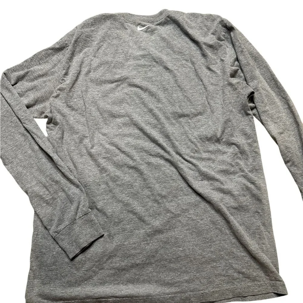 Nike Gray Long Sleeve‎ Shirt